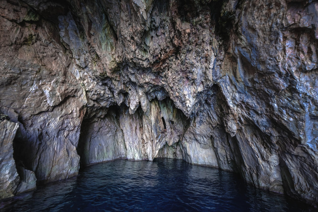 caves in malaga